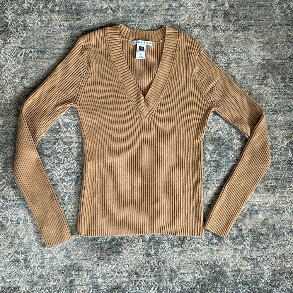 Vintage GAP Ribbed V-Neck Top